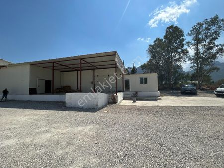 Konyaaltı Çakırlar'da 300m2 Soğuk Hava Deposu