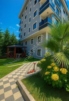 Adnan Kahveci'de Site İçerisinde Geniş 3+1