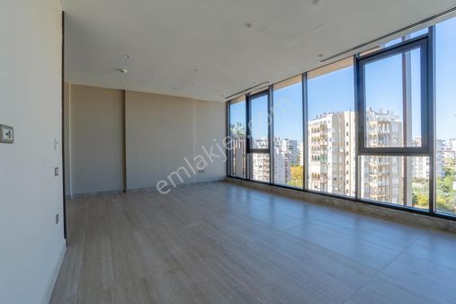 Antalya Muratpaşa Fener'de Özpınarlar Casaline'de Kiralık Ofis