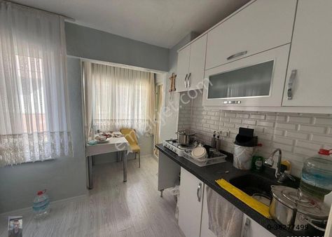 Ayvalık Sarımsaklı Merkezde Ayrı Mutfak 2+1 Masrafsız Satılık Daire