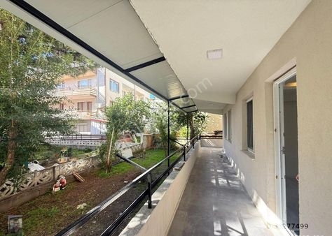 Ayvalık Sarımsaklı Merkezde Masrafsız Ayrı Mutfak Bahceli 2+1 Daire