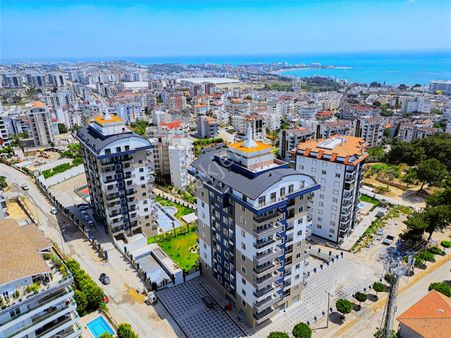 Lüx Rezidans Da Yeni Mobilyali 3 Oda 2 Salon 3 Banyo 200m2 Daire