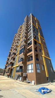 Ayaş'ta Havuzlu Site İçersinde Eşyalı Satılık 1+1 Daire