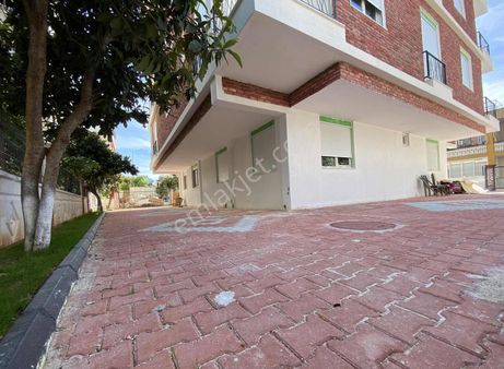 Etiler'de Caddeye 50m Yerden Isıtmalı Sıfır Lüks 2+1