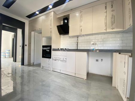 Zamur Garden Havuzlu Lüks Sitede Yerden Isıtmalı 2+1 Kiralık