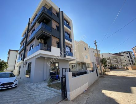 Gazi De Şifa Hastanesine 400 M Mesafede Arakat Asansörlü 1+1