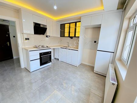 Etimesgut Süvari Mahallesin De Satılık 3+1 Ara Kat Daire