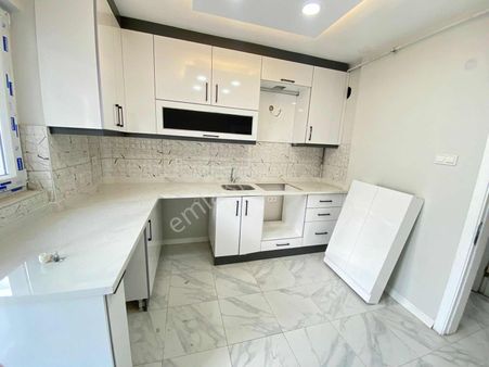 Etimesgut Merkez De Satılık 2+1 Full Yapılı Daire