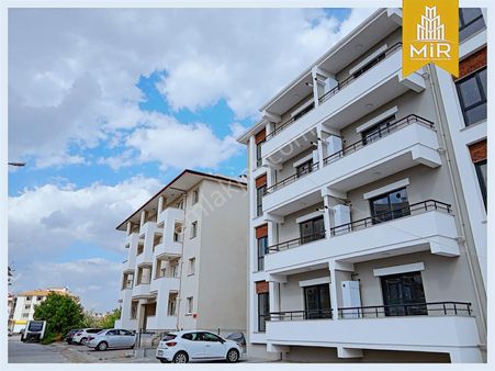 Mir'den Balıkesir Gop Adliye Yakını Satılık Balkonlu 1+1 Daire