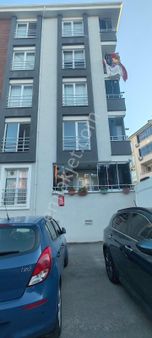 Mir'den Balıkesir Kayabey Mahallesin Çarşıya 5 Dk Kiralık 1+1