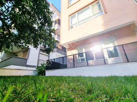 Aygül'den Akçay Merkez'de Denize 2 Sokak Mesafede Lüx Tasarımlı Doğalgazlı Bahçeli 2+1 Satılık Daire