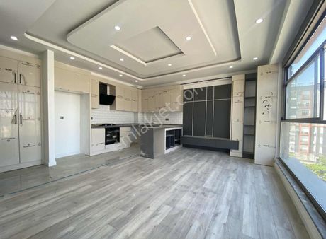 Zamur Garden Lüks Sitede Yerden Isıtmalı Arakat Sıfır 1+1