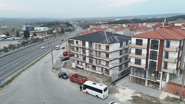 Ege Emlaktan Otogar Karşısında Natamam Durumda Satılık 1+1 Daire