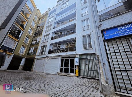 Dialog Skala Dan Mudanya Güzelyalı Eğitimde 2+1satılık Daire