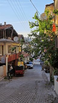 Yalova Merkez Bayraktepe Mah Satılık 3+1 Arakat Daire