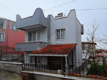 Yalova Termal Akköy'de Deniz Manzaralı 2 Katlı Villa..