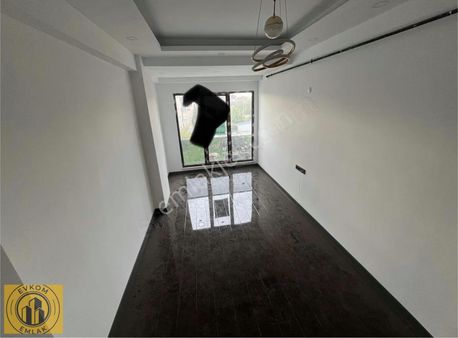 Evcom Emlaktan Satılık Daire 1+1