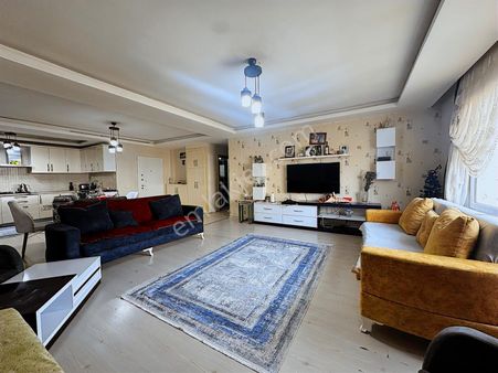 Marka Projede Üniversite Cad. Üzeri Ultra Geniş 1+1 120 M2