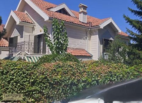 Angora Evlerinde Bodrumsuz 6+1 Sıdıng Mantolamalı Bakımlı Villa