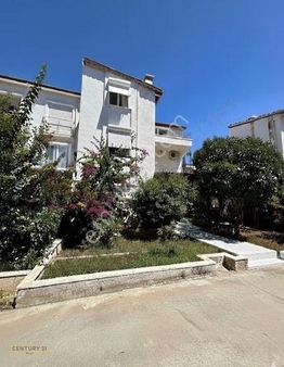 Didim Parlementerler Sitesinde Satılık 5+1 Villa