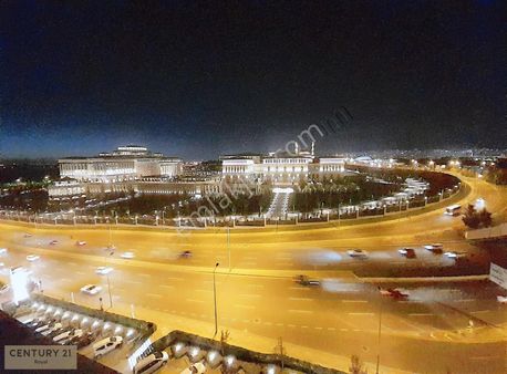 Moment Beştepede 350 M2 İç Net, 320 M2 Teraslı Satılık Ofis