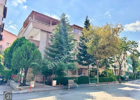 60 M2 Teraslı Dubleks İle Dikmen/ilker'de "ev"lenme Zamanı