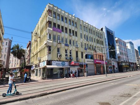 Antalya Merkezde İşhanı İçinde Satılık 250 M2 Dubleks Dükkan