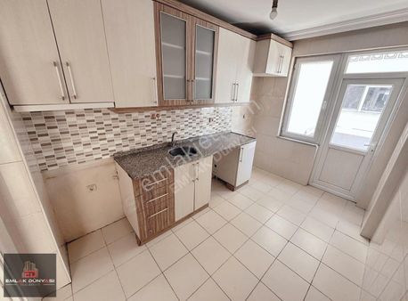 Kızılırmak Cadde Dibi Krediye Açık Asansörlü Katta 3+1 Daire