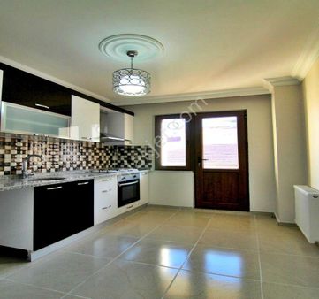 Happy Home Gayrimenkul'den Satılık 2+1 Ara Kat Fırsat Daire