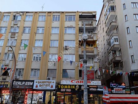 Ofis Sanat Sokağın Da Asansörlü Kiralık 3+1 Daire