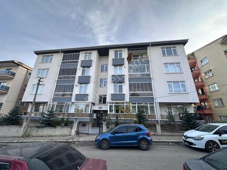 Afyon Üçok Emlaktan Mareşal De Satılık Arakat Asansörlü 3+1 Sıfır Ayarında Lüx Daire