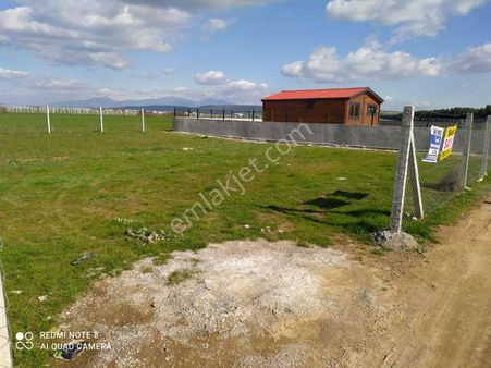 Menderes Develi De Sorunsuz Resmi Tapulu Yer