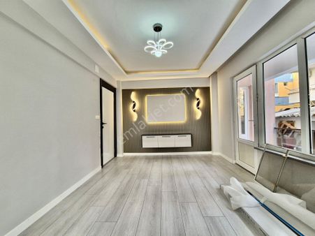 ▓karabuluttan▓akçay'da Denize 300mt & Bahçeli Ultralüx 2+1 Satılık Daire