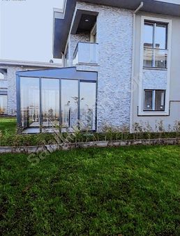 Kavanpark 2'de M Blok Kiralık Villa