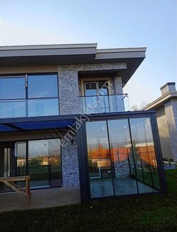Kartepe Kavanpark L2 Sitesinde Satılık Villa