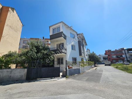Cumhuriyet Mahallesi Müstakil Apartman