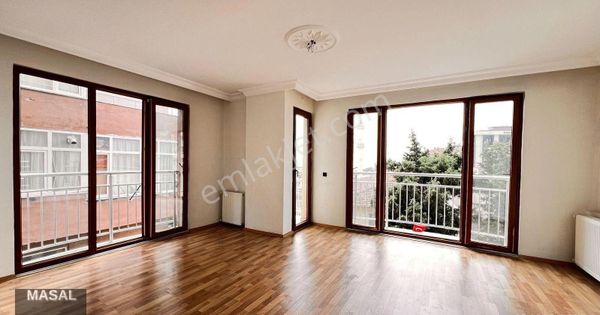 Kartal Karlıtepede Satılık Deniz Manzaralı, Ebeveyn Banyolu 3+1