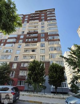 Satılık 3+1 Daire Efe Emlak Dnan Kahveci Mah. Beylikdüzü İstan.