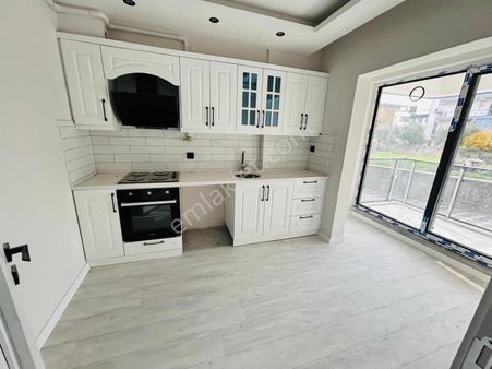 Emlak Center'dan Muradiye Mah Site İçinde Satılık 2+1 Daire