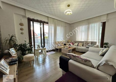 Marmaris Camiavlu'da Havuzlu Sitede 3+1 Bahçe Katı Satılık Daire