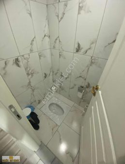 Aziz Emlak'tan 3 + 1 Bağı Mutfak Yalınayak Ta Acil Satılık Daire