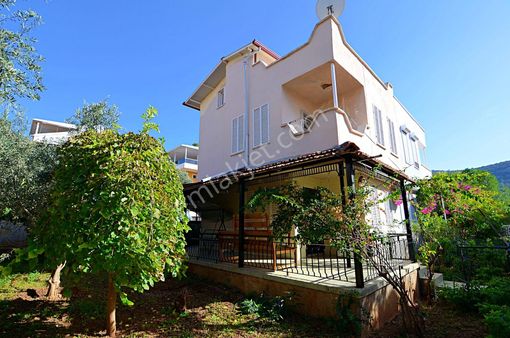 Didim Akbük'te Satılık Ev 4+1 İkiz Müstakil Bahçeli Denize 900m