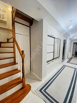 Yalova Merkez'de 270m2 Lüks Dubleks