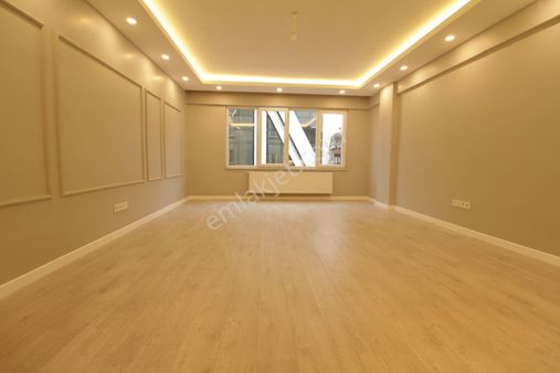 Dakik Emlaktan Çarşı İçinde Ara Kat 95m² 2+1 Masrafsız Daire....