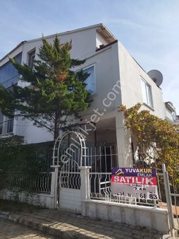 Didim Efeler De Merkezi Konumda 5+1 Müstakil Bahçeli Ve