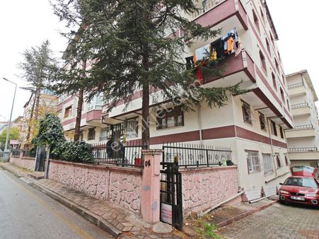 Süvari'de İstasyon Cd. Yanı 2+1 Yüksek Giriş Ara Kat Ön Cephe