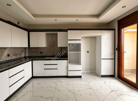 Sümer Mah.de 3+1 Zeminden Isıtma+müstakil Garajlı +kilerli