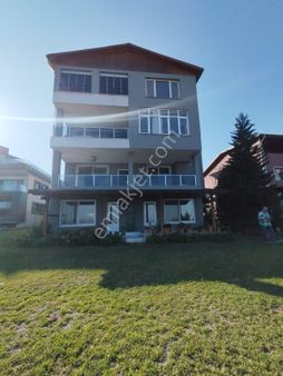 Karslılar Mahallesinde Göl Manzaralı Bahçeli Kiralık Daire