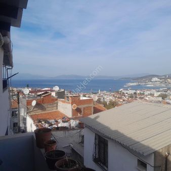 Camiatik Mahallesinde Deniz Manzaralı Dubleks Daire