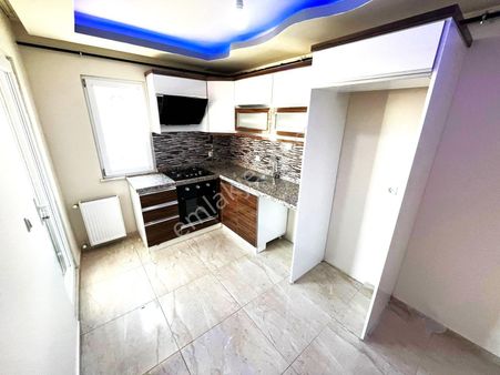 Akçay'da Aygülden Deprem Etütlü Ara Kat Ön Cephe Ayrı Mutfak Ebeveyn Banyolu Fırsat 2+1satılık Daire